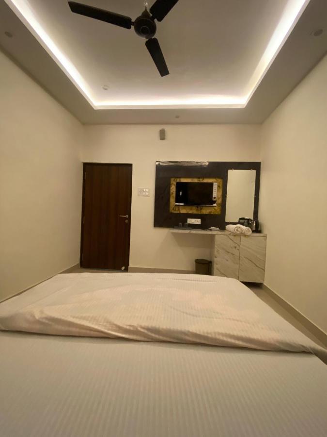 Shivraj Guest house *