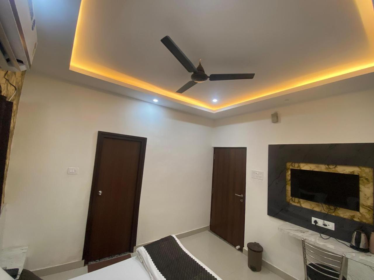 Guest house Shivraj Varanasi