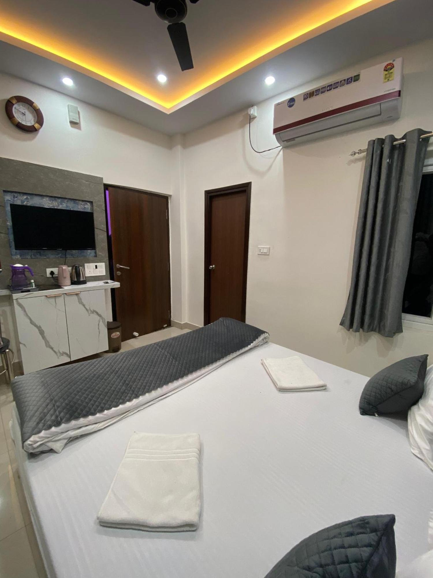 Shivraj Guest house *