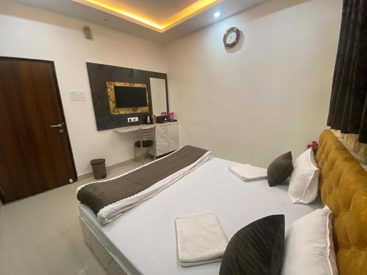 Shivraj Guest house *